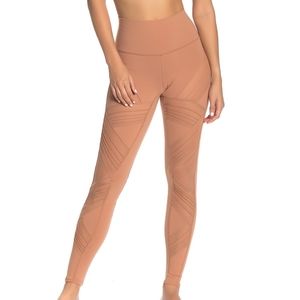 NWT Alo Ultimate High Waist Leggings